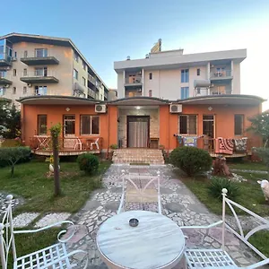 Guroal House Vendégház
