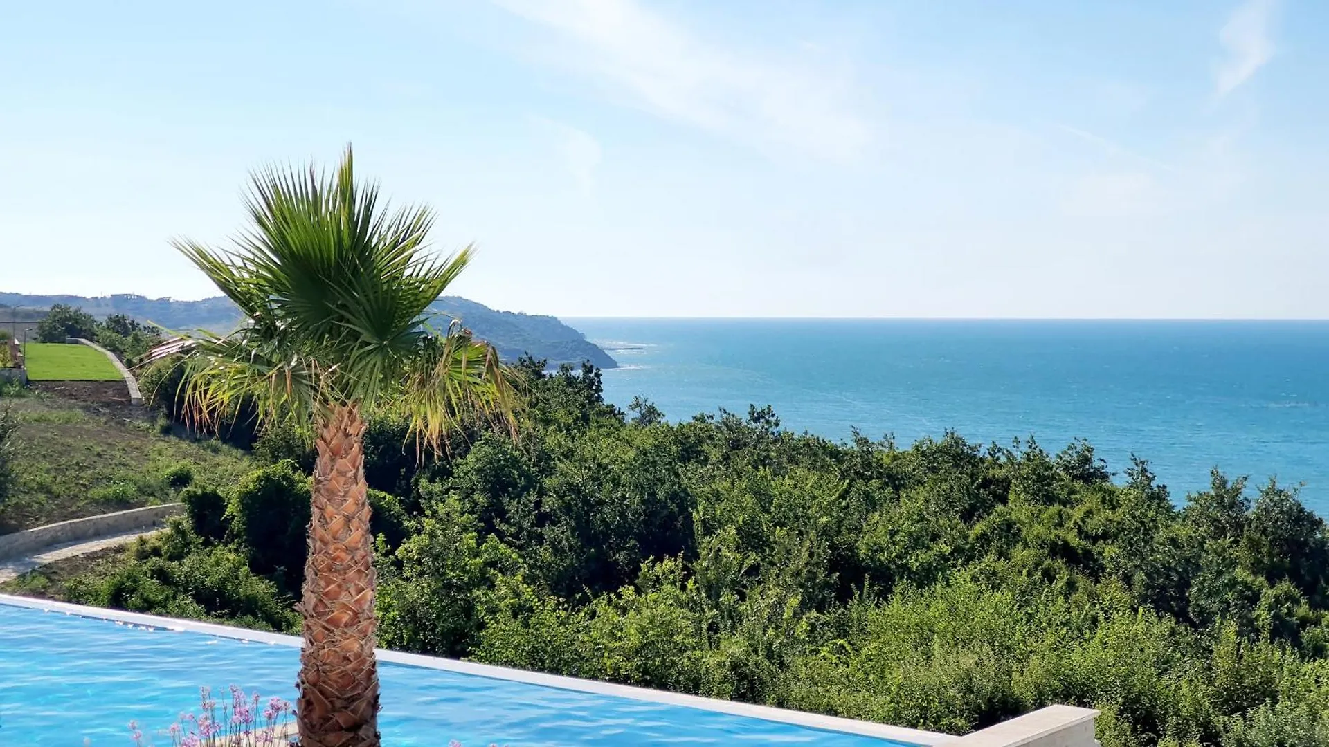 Sol By Prive - Boutique Hotel - Kepi I Rodonit Shetaj