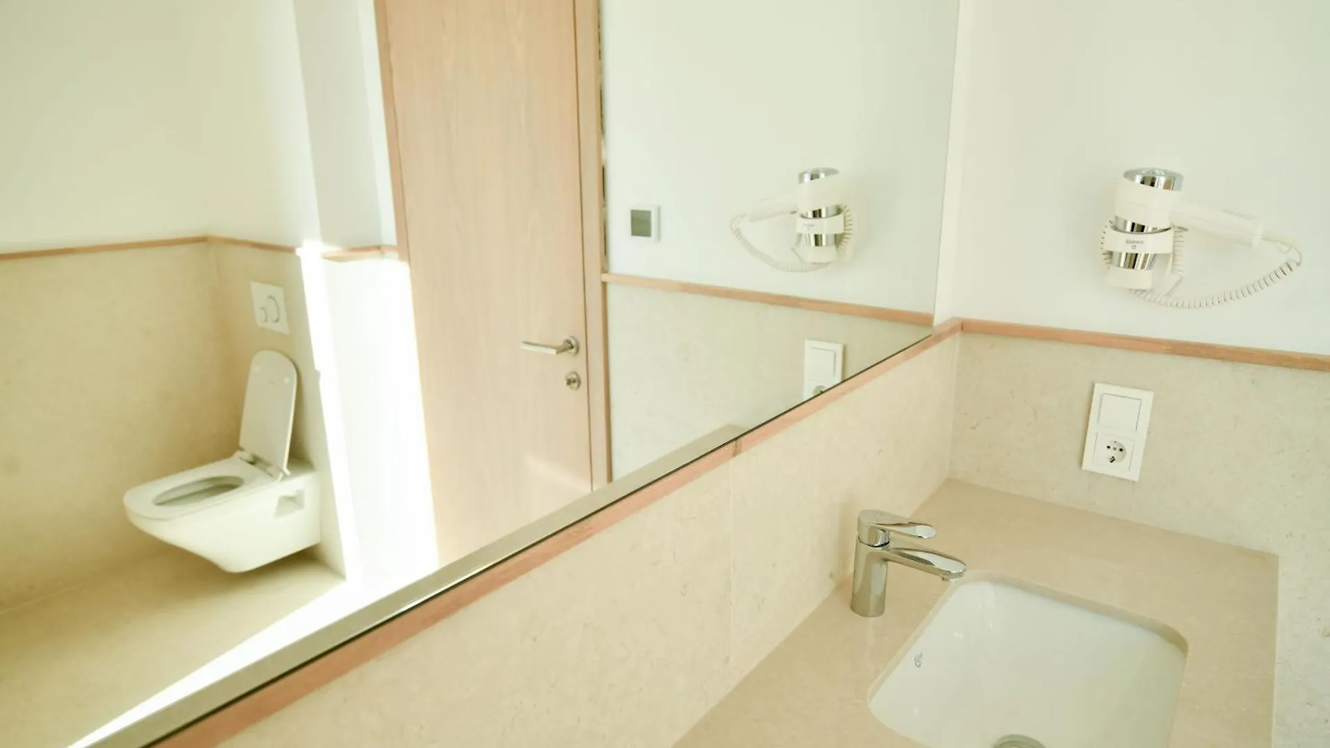Sol By Prive - Boutique Hotel - Kepi I Rodonit Shetaj 4*,  Albánia